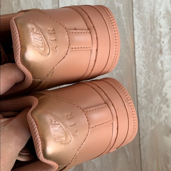 nike force 1 rose gold